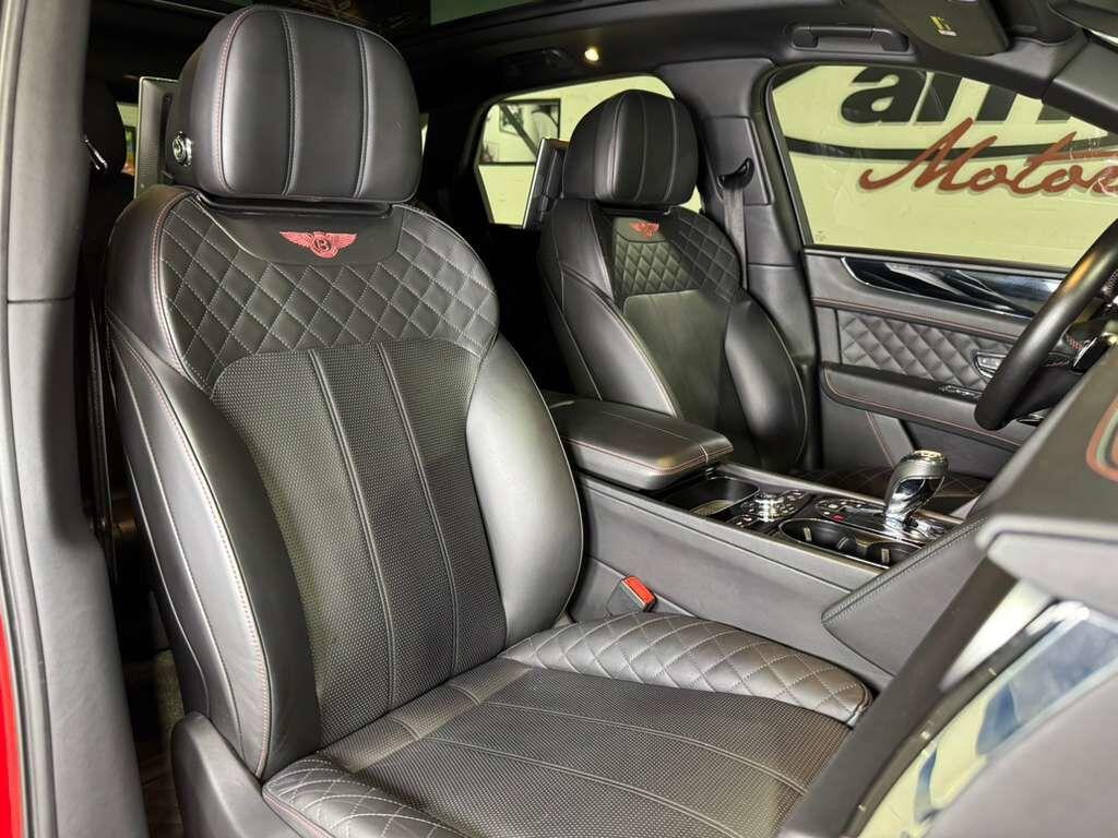 Bentley Bentayga - Thumbnail 18