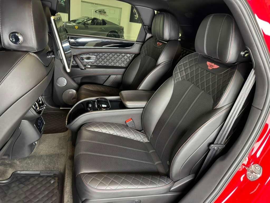 Bentley Bentayga - Thumbnail 12