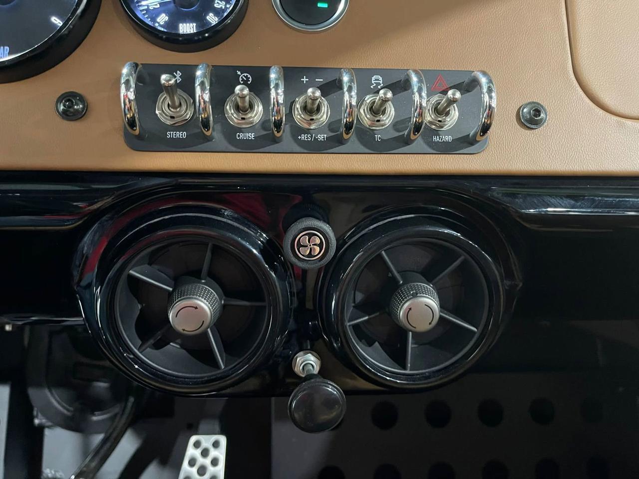 Vanderhall Carmel - Thumbnail 16