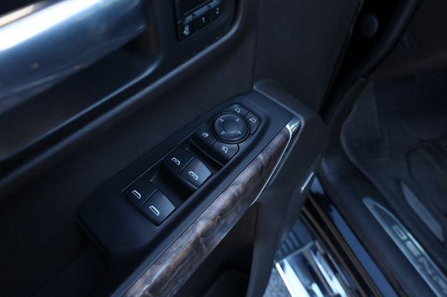 GMC Sierra 1500 Denali 4Wd Crew Cab - Thumbnail 19