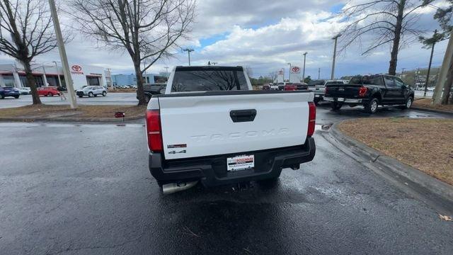 Toyota Tacoma Sr 4Wd Double Cab - Thumbnail 13