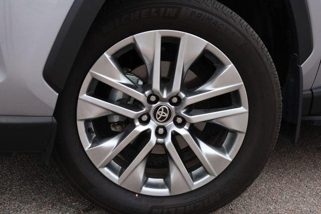 Toyota Rav4 Limited Awd - Thumbnail 4