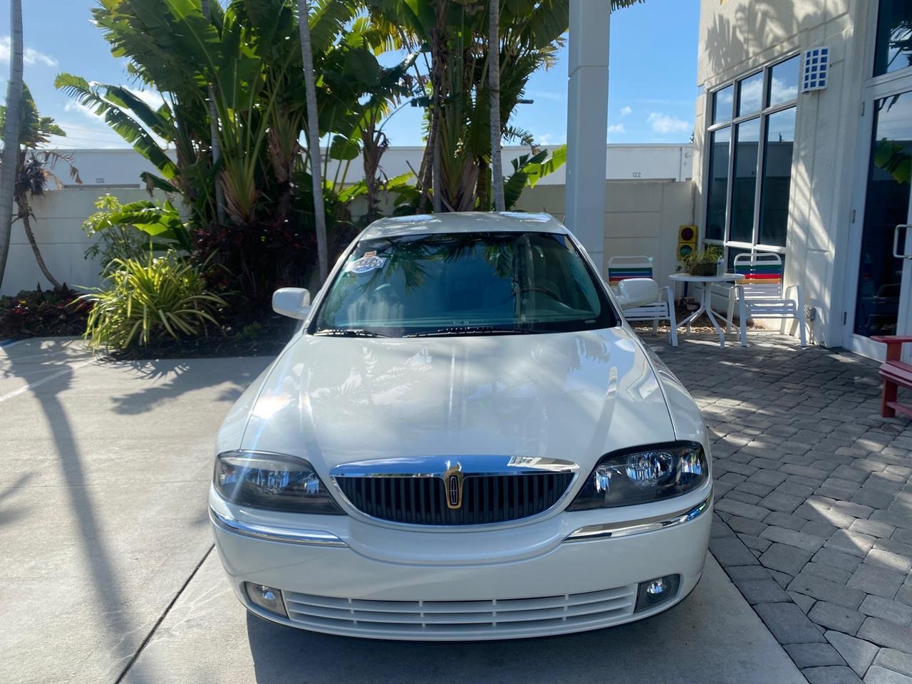 Lincoln LS - Thumbnail 3