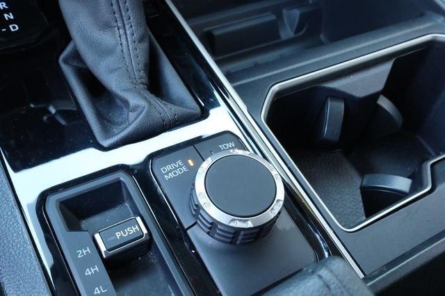 Toyota Tundra Sr5 4Wd Crewmax - Thumbnail 10