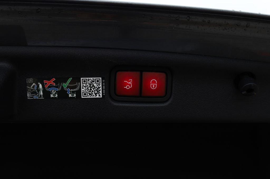 Mercedes-Benz C-Class C 300 Rwd - Thumbnail 7