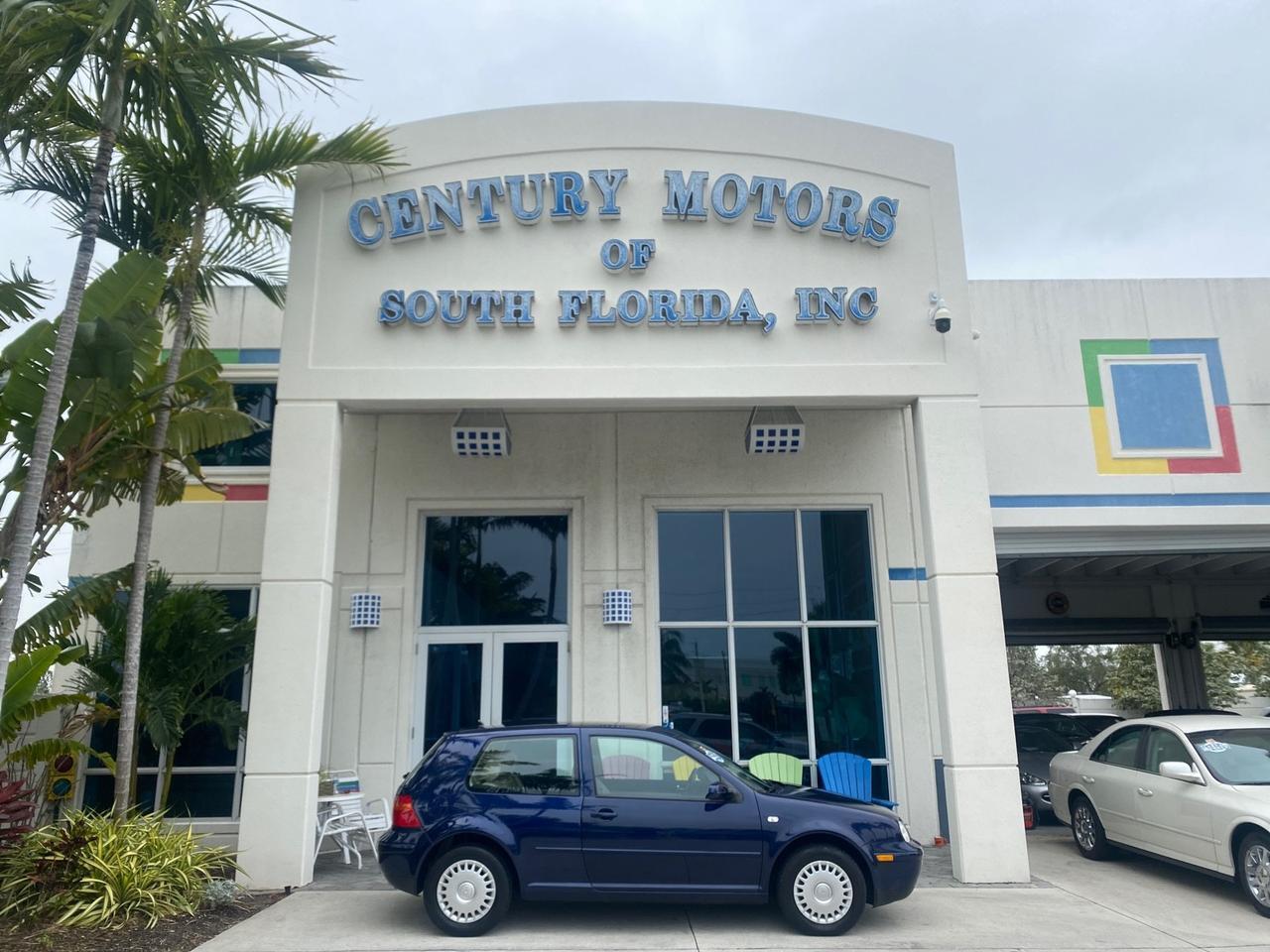 Volkswagen Golf - View 1