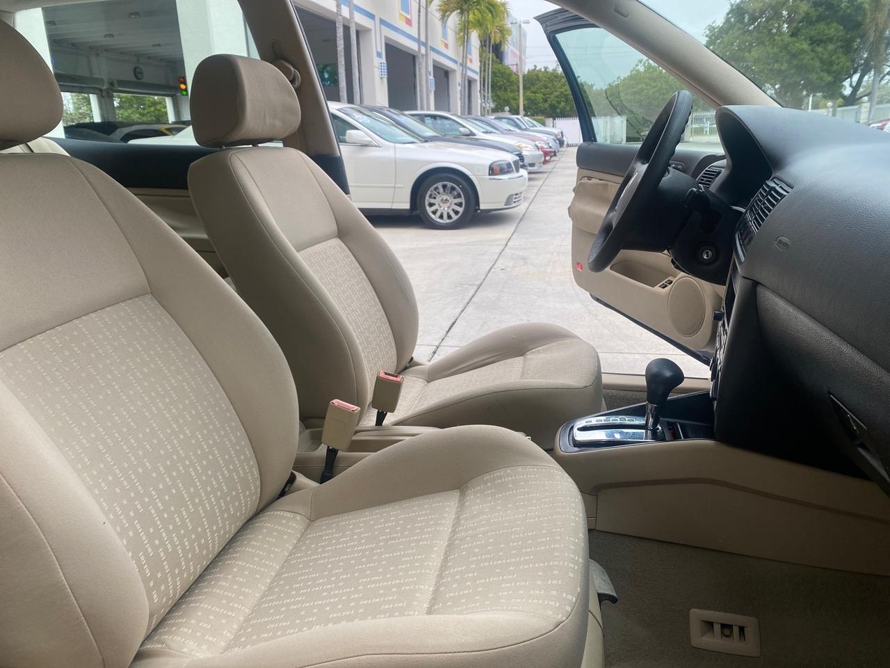 Volkswagen Golf - Thumbnail 13