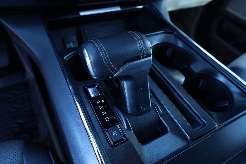 Ford F-150 Lightning Lariat Awd Crew Cab - Thumbnail 8