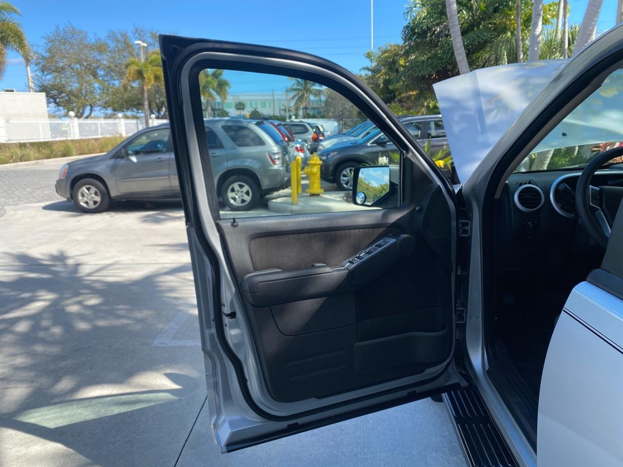 Mercury Mountaineer - Thumbnail 10