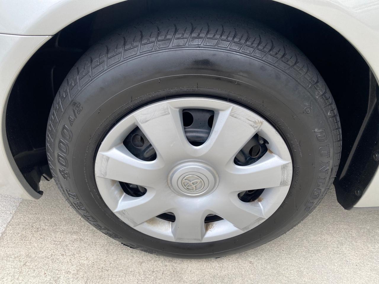 Toyota Camry - Thumbnail 20