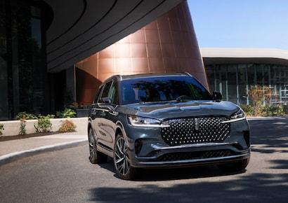 Lincoln Aviator - Thumbnail 4