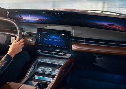 Lincoln Nautilus Suv - Thumbnail 10