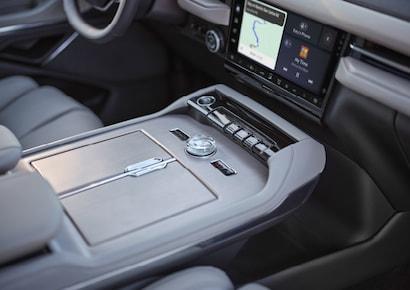 Lincoln Navigator - Thumbnail 10