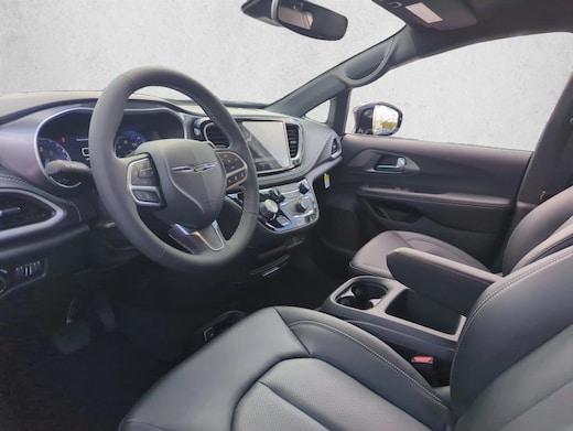 Chrysler Voyager Lx Van Passenger Van - Thumbnail 8