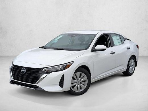 Nissan Sentra S - Thumbnail 5