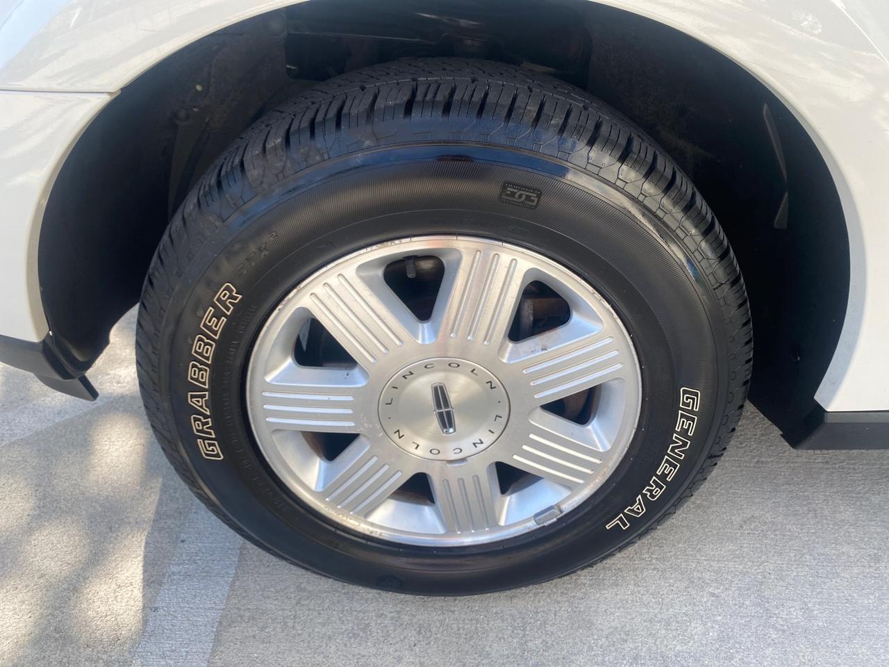 Lincoln Aviator - Thumbnail 20