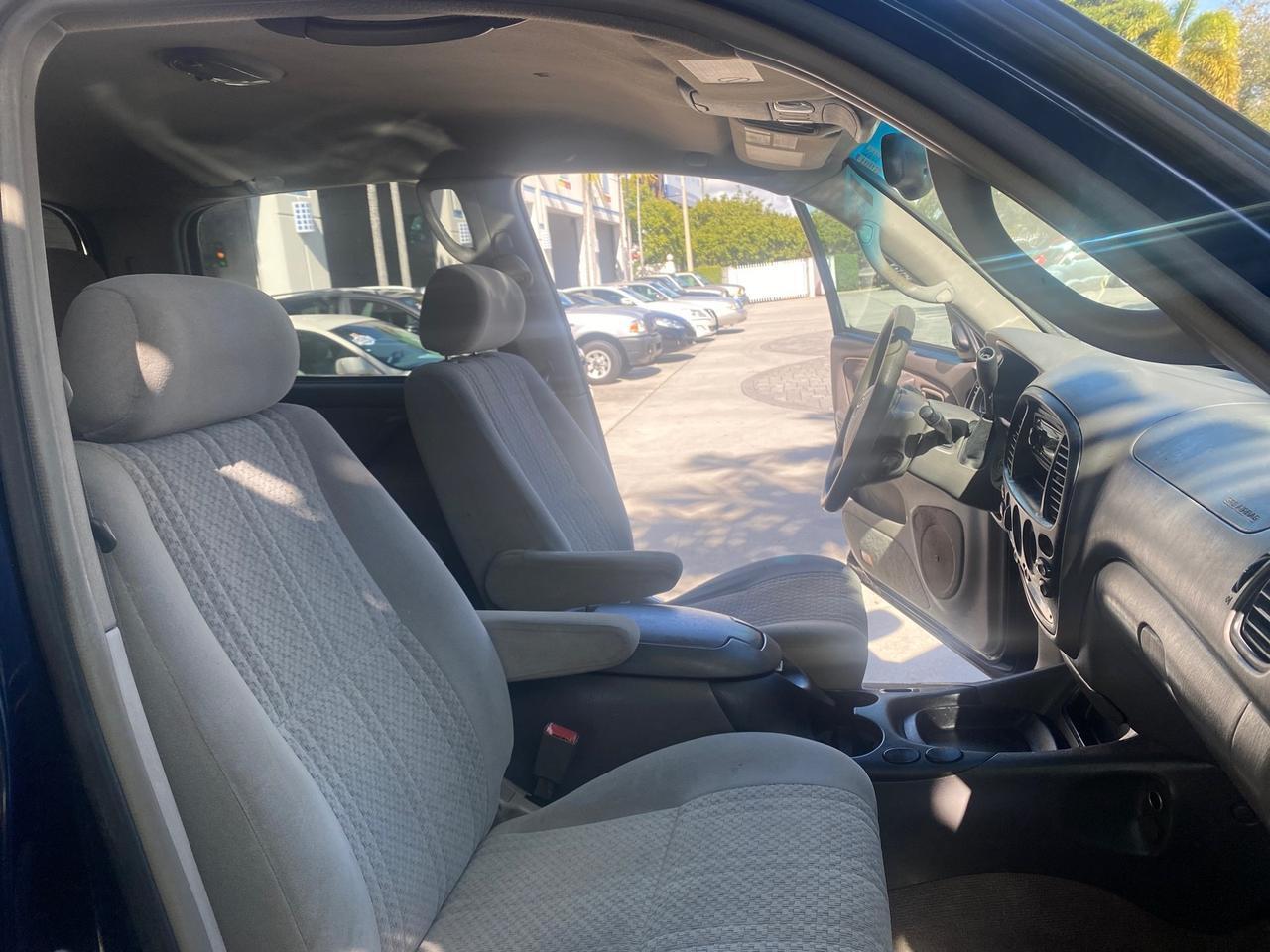 Toyota Tundra - Thumbnail 13