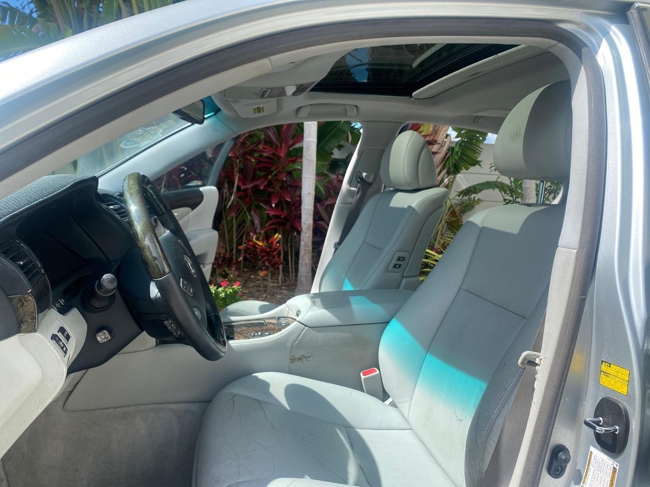 Lexus LS 460 - Thumbnail 11