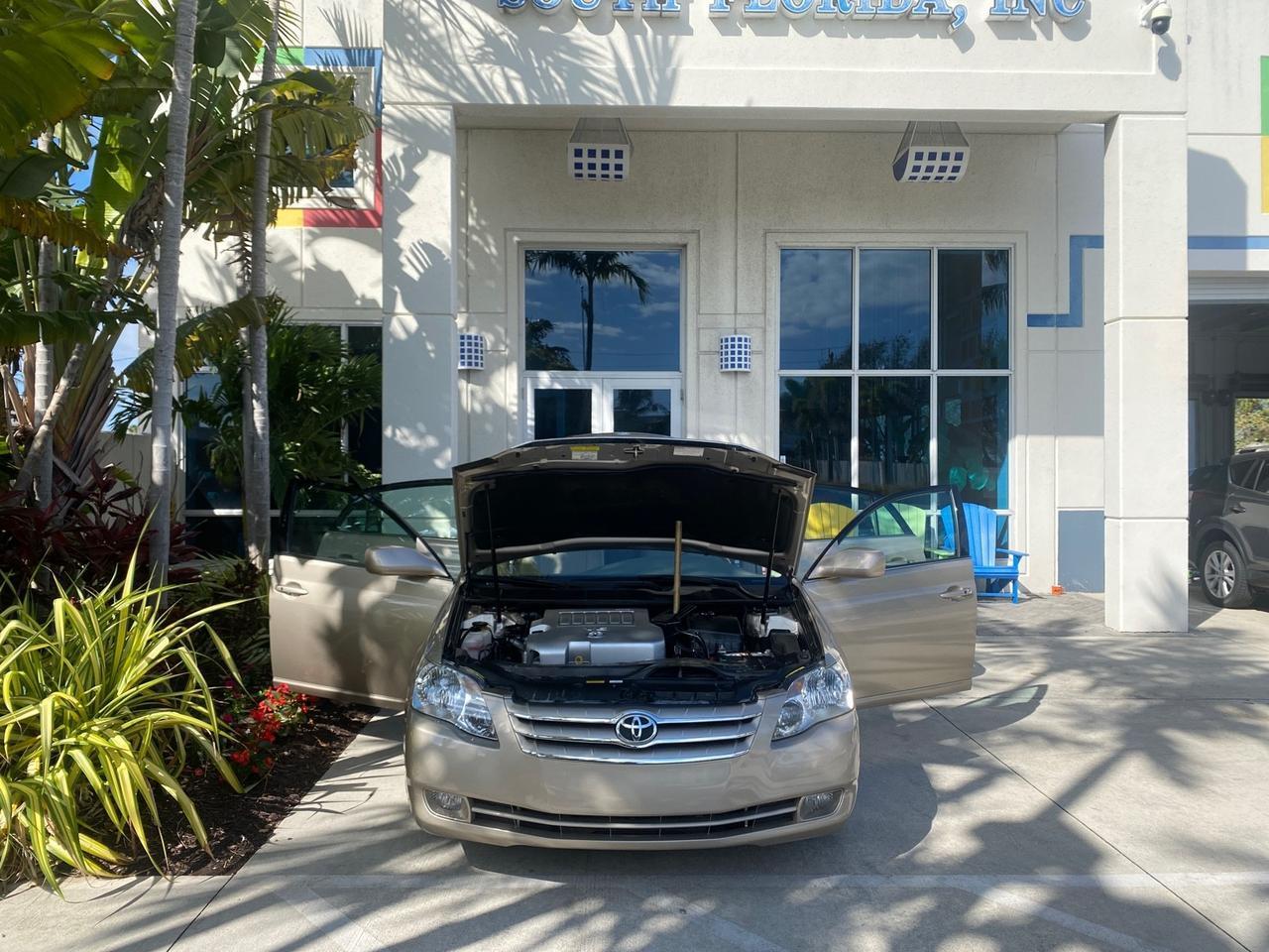 Toyota Avalon - Thumbnail 17