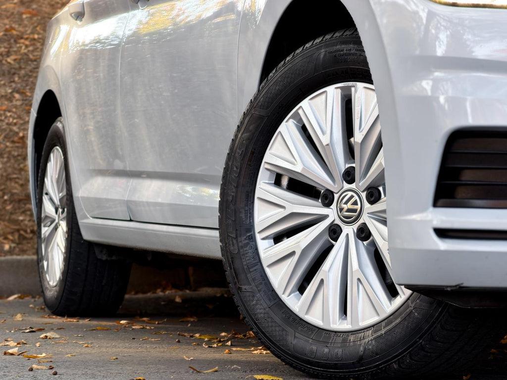 Volkswagen Jetta - Thumbnail 7