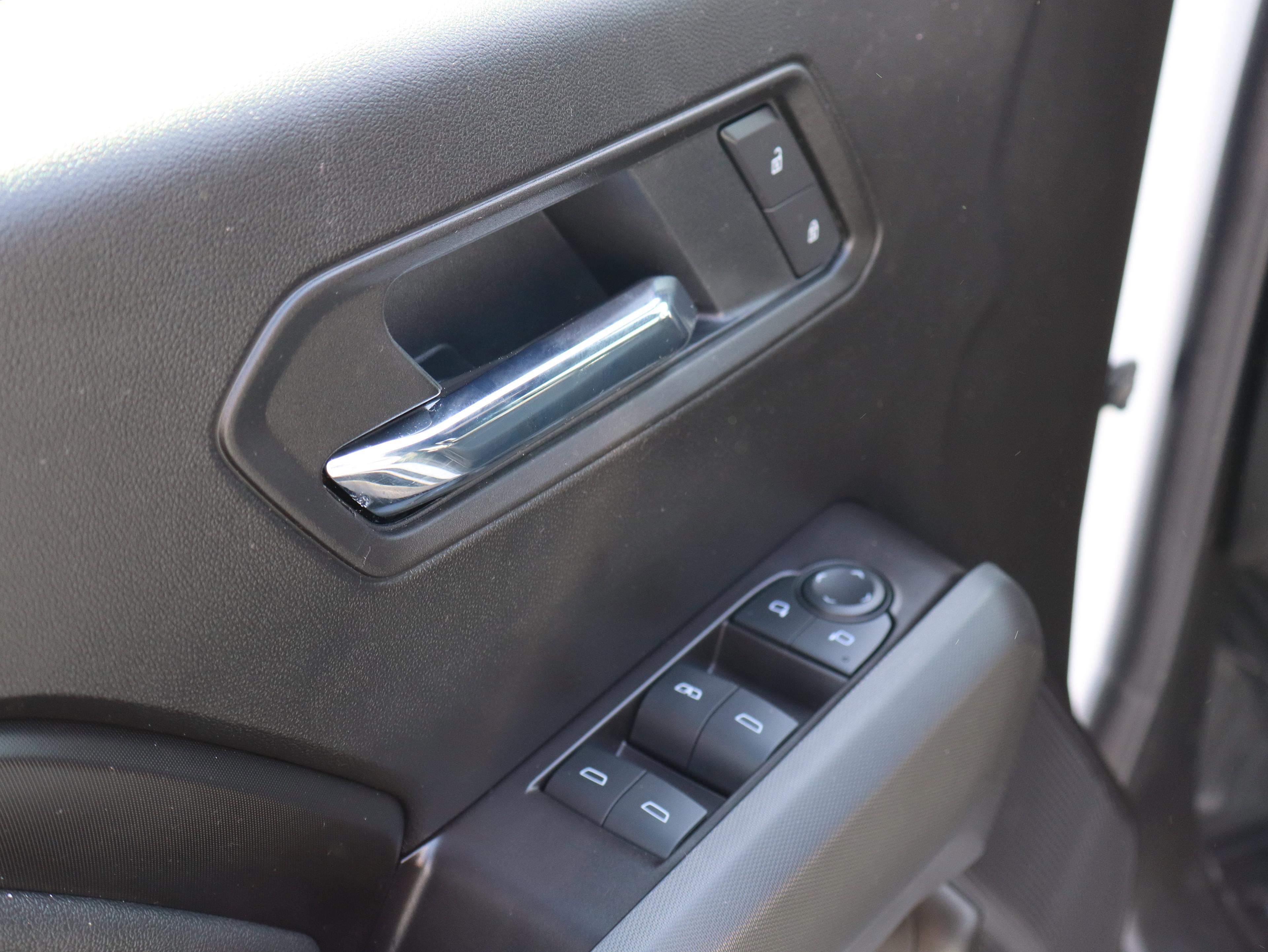 GMC Canyon Elevation Rear Wheel Drive Crew Cab - Thumbnail 19