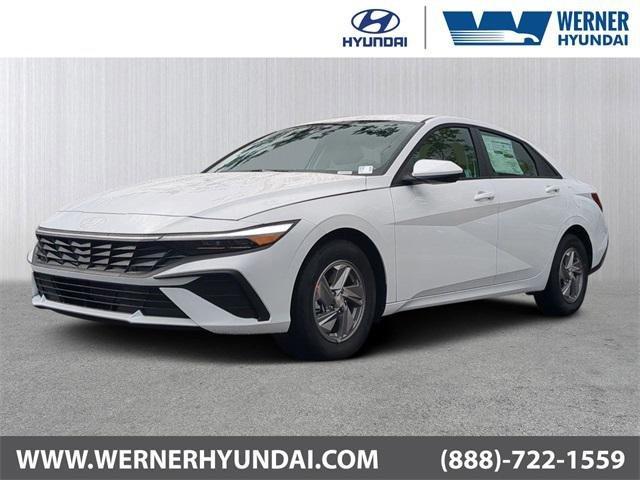 Hyundai Elantra Se Fwd 4D Sedan - View 1