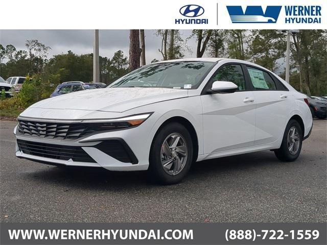 Hyundai Elantra Se Fwd 4D Sedan - View 1