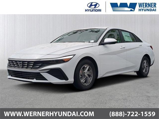 Hyundai Elantra Se Fwd 4D Sedan - View 1