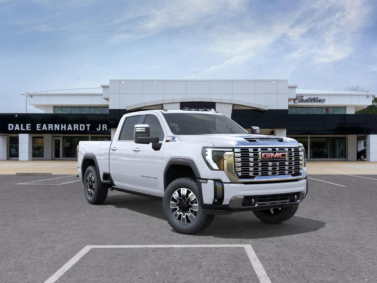 GMC Sierra 2500 Hd Denali Four Wheel Drive Crew Cab - Thumbnail 2