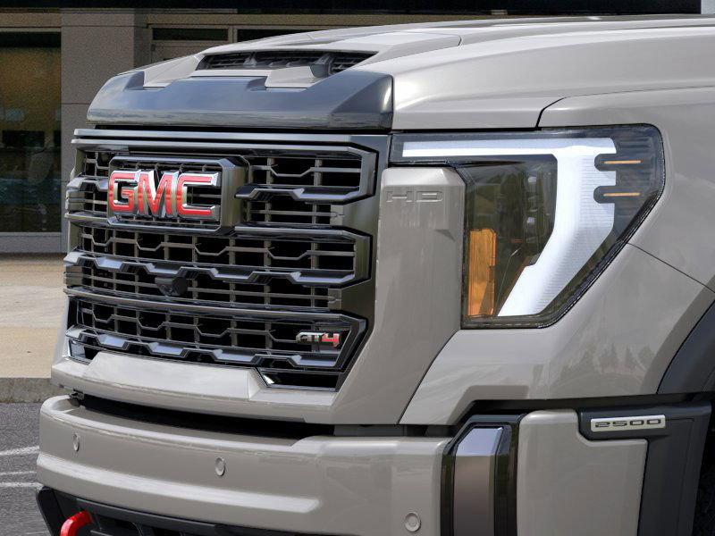 GMC Sierra 2500 Hd At4 Four Wheel Drive Crew Cab - Thumbnail 15