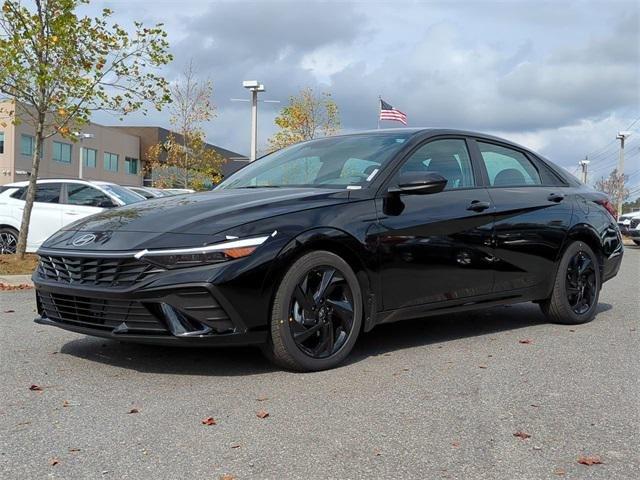 Hyundai Elantra Sel Sport Fwd 4D Sedan - Thumbnail 3