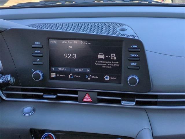 Hyundai Elantra Sel Sport Fwd 4D Sedan - Thumbnail 17