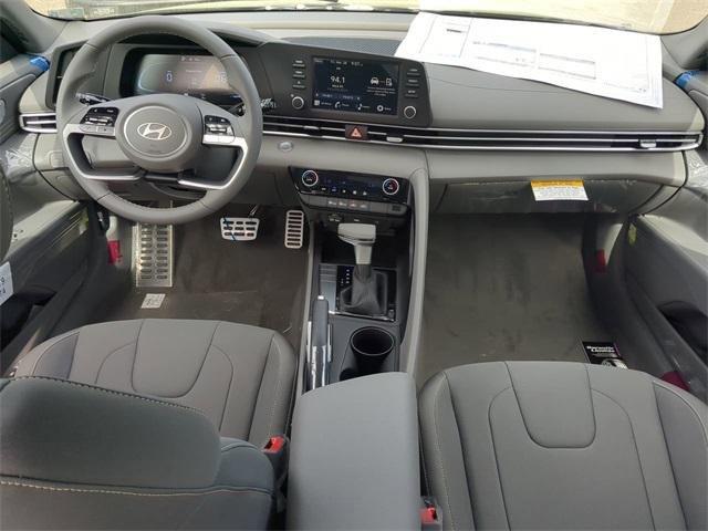 Hyundai Elantra Sel Sport Fwd 4D Sedan - Thumbnail 14