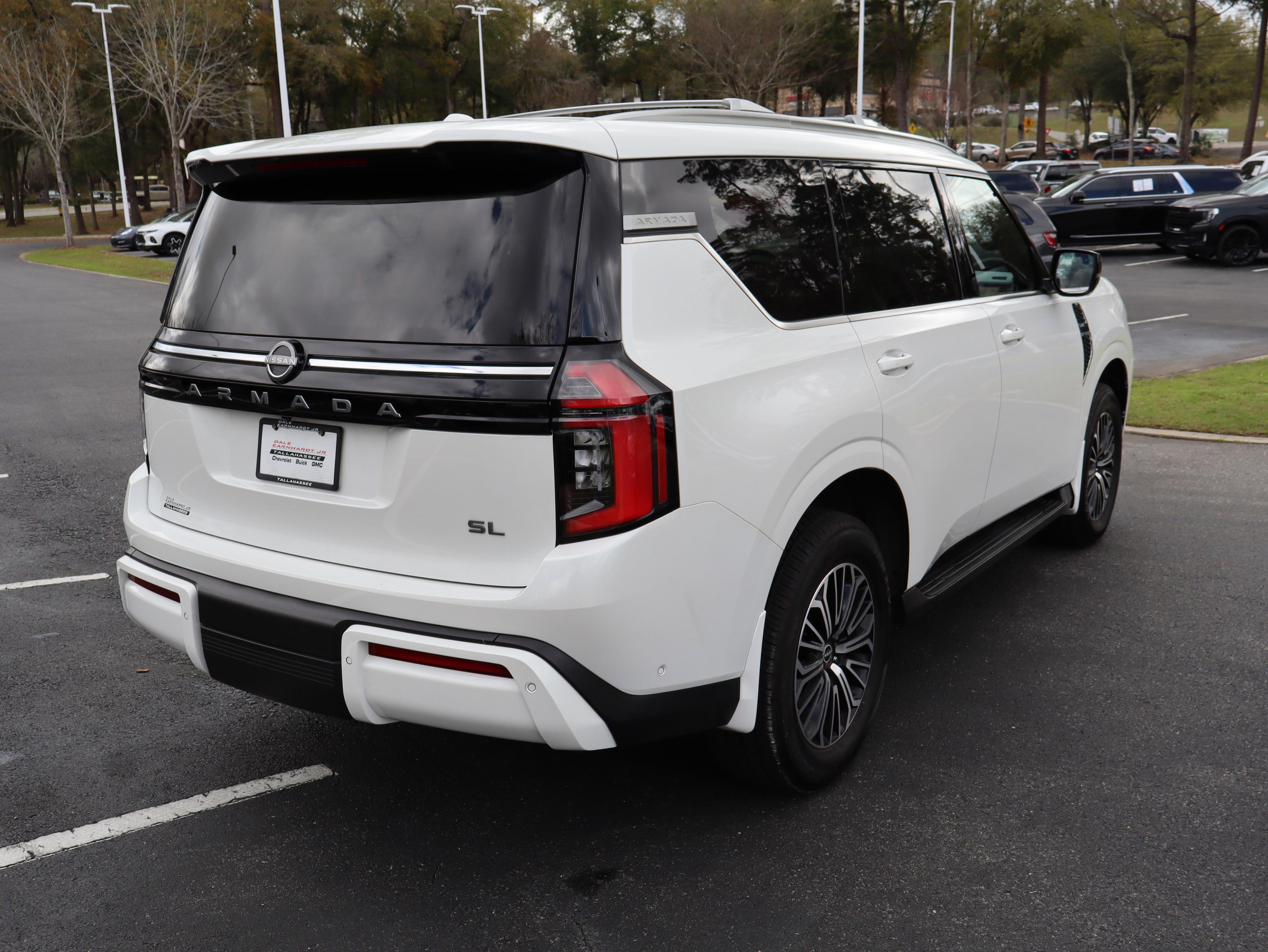 Nissan Armada Sl 4Wd 4-Wheel Drive Sport Utility - Thumbnail 3