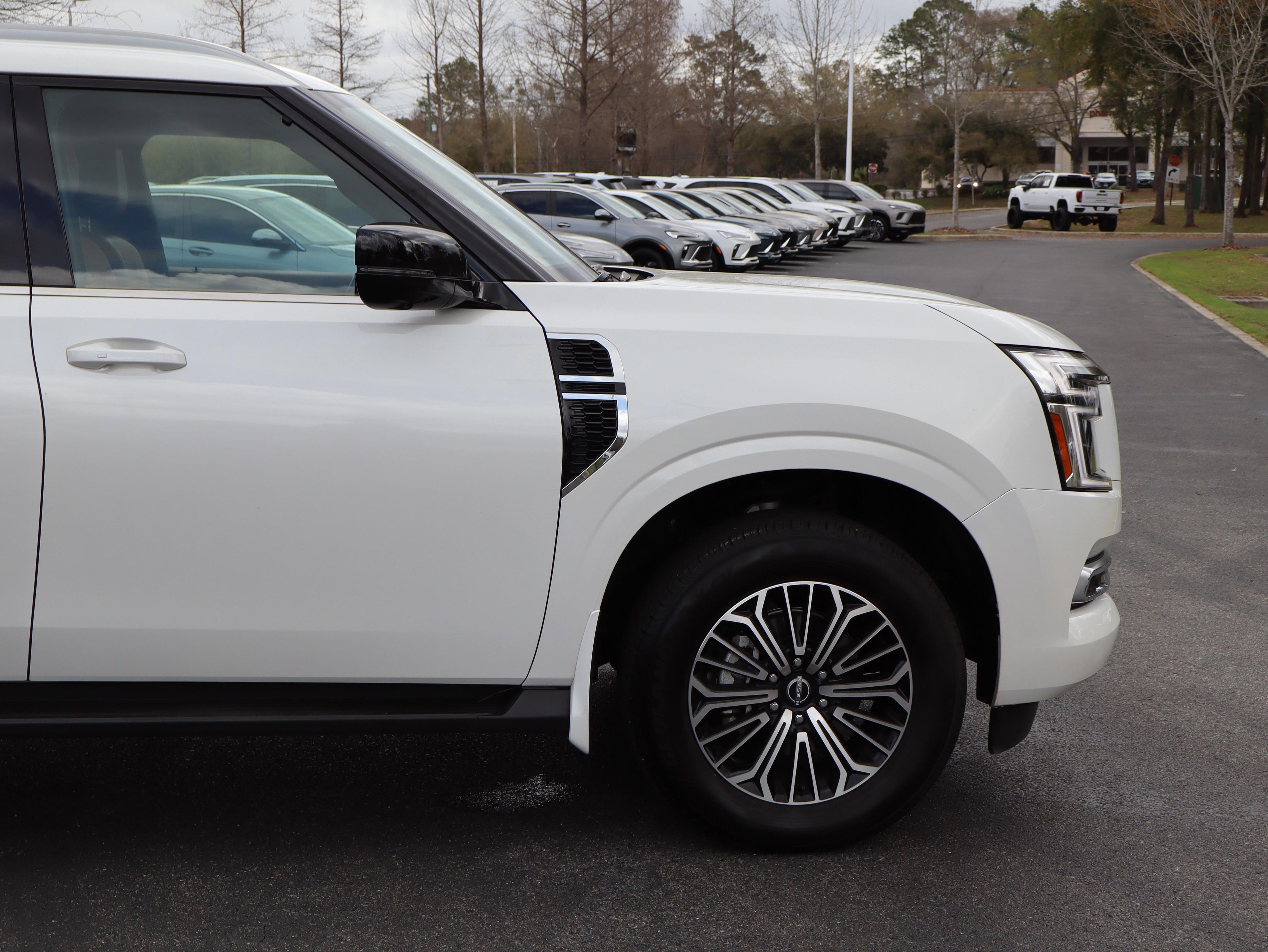 Nissan Armada Sl 4Wd 4-Wheel Drive Sport Utility - Thumbnail 6