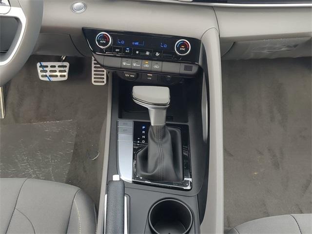 Hyundai Elantra Sel Sport Fwd 4D Sedan - Thumbnail 19