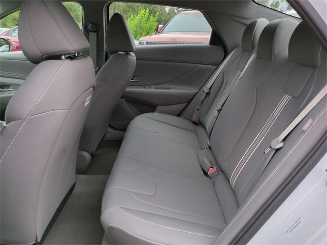 Hyundai Elantra Sel Sport Fwd 4D Sedan - Thumbnail 13