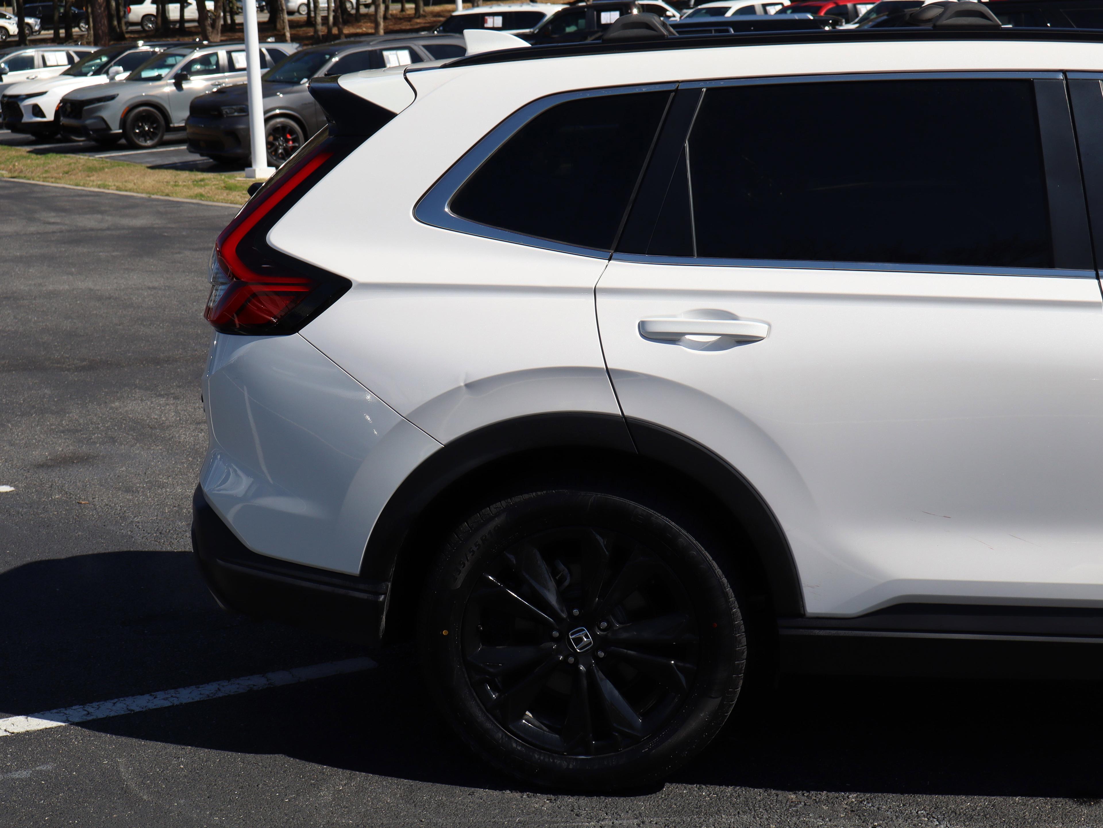 Honda Cr-V Hybrid Sport Touring All Wheel Drive Sport Utility - Thumbnail 5