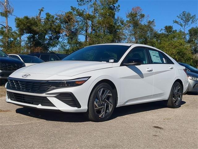 Hyundai Elantra Sel Sport Fwd 4D Sedan - Thumbnail 3