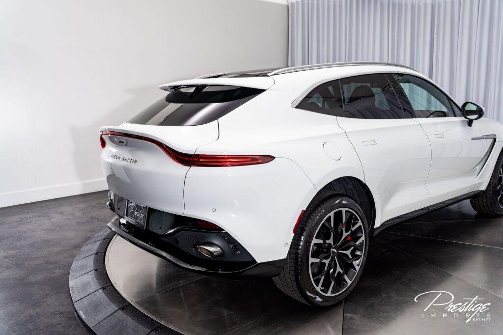 Aston Martin DBX - Thumbnail 19