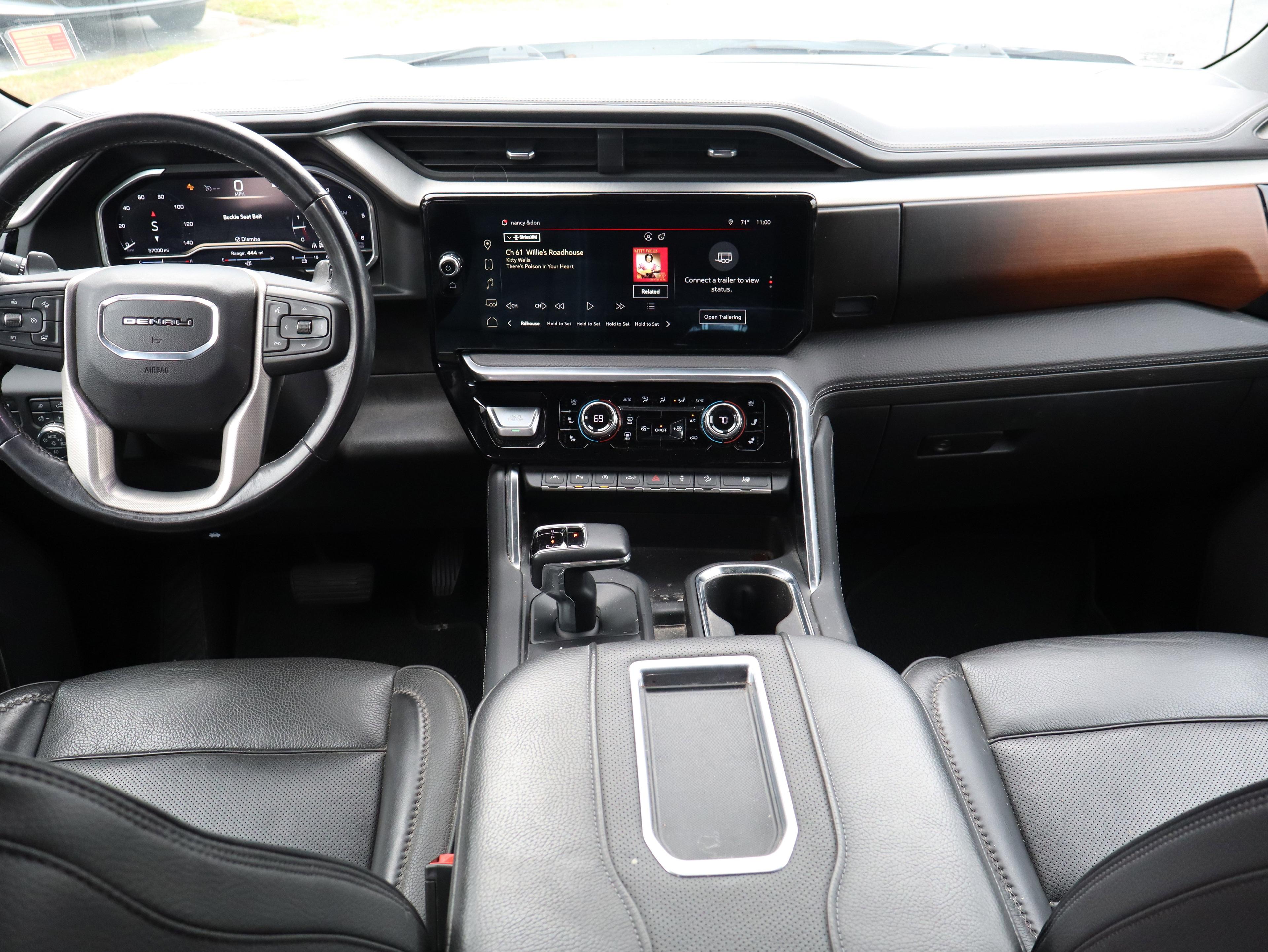 GMC Sierra 1500 Denali Four Wheel Drive Crew Cab - Thumbnail 17