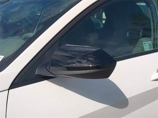 Hyundai Elantra Sel Sport Fwd 4D Sedan - Thumbnail 13