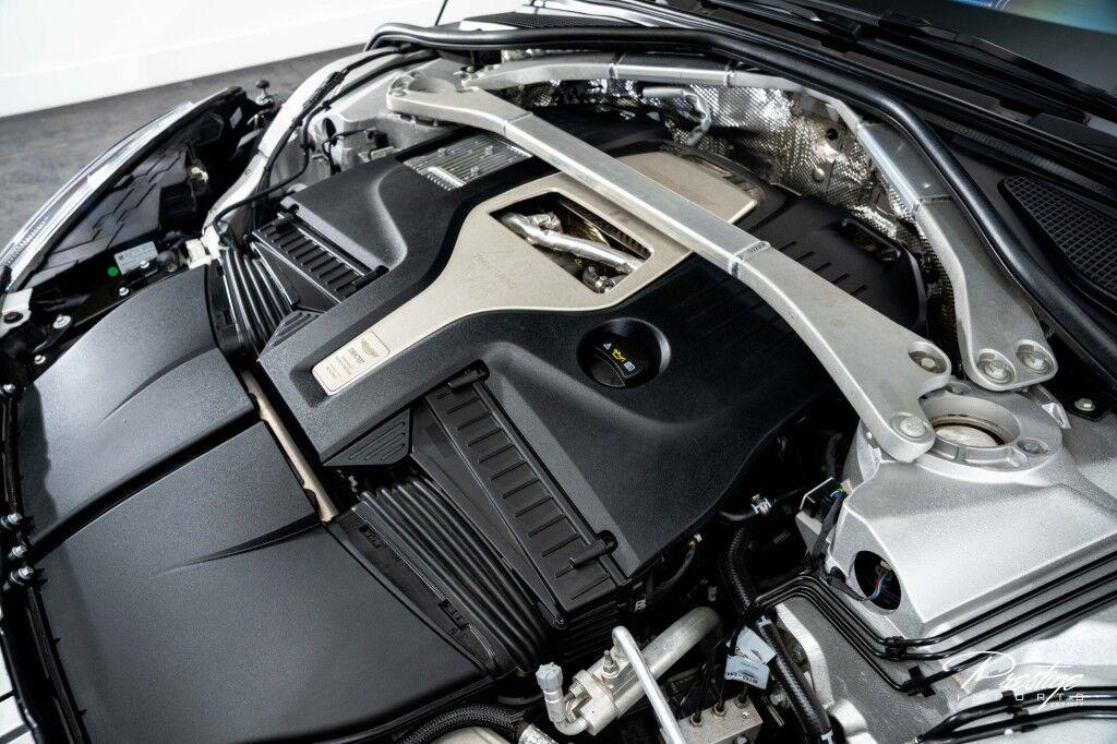 Aston Martin DBX - Thumbnail 7