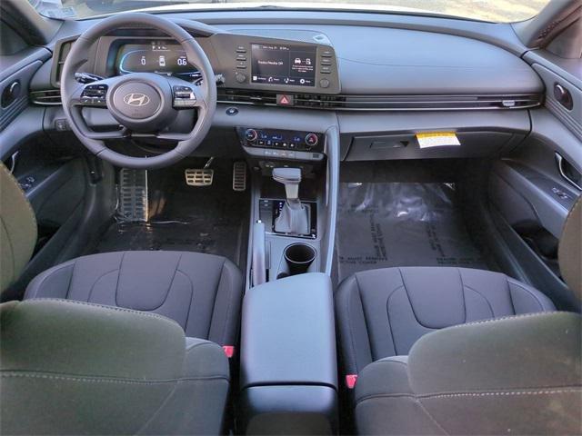 Hyundai Elantra Sel Sport Fwd 4D Sedan - Thumbnail 15