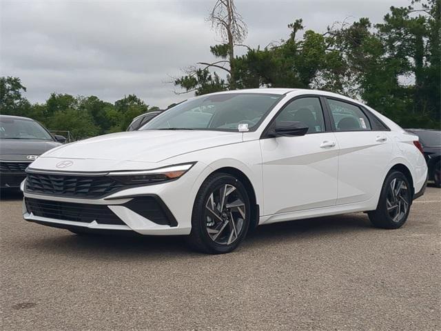 Hyundai Elantra Sel Sport Fwd 4D Sedan - Thumbnail 3