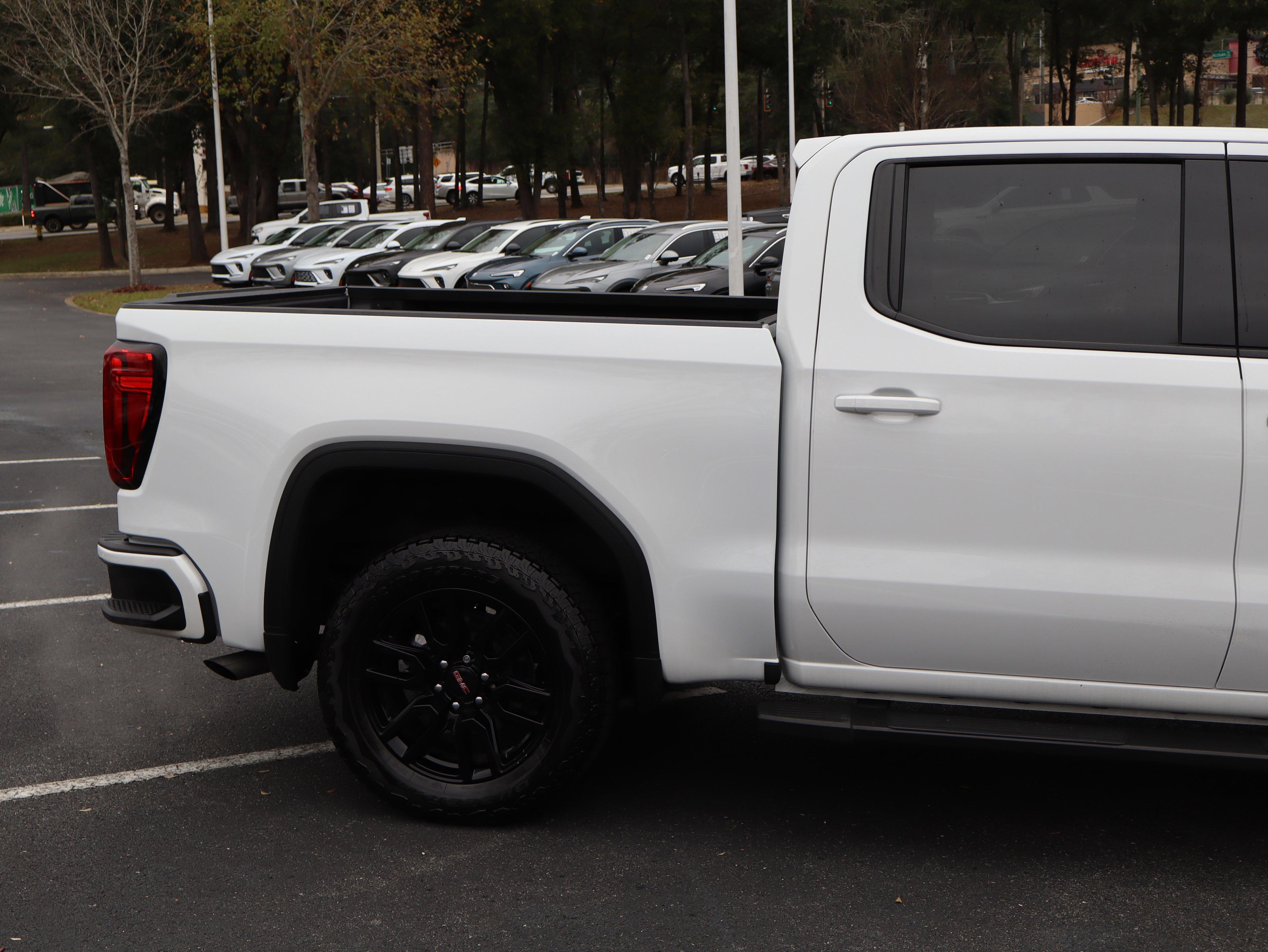 GMC Sierra 1500 Elevation Four Wheel Drive Crew Cab - Thumbnail 11