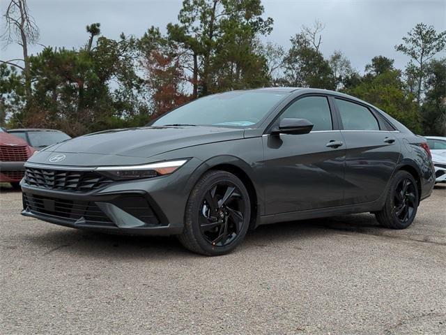 Hyundai Elantra Sel Sport Premium Fwd 4D Sedan - Thumbnail 3