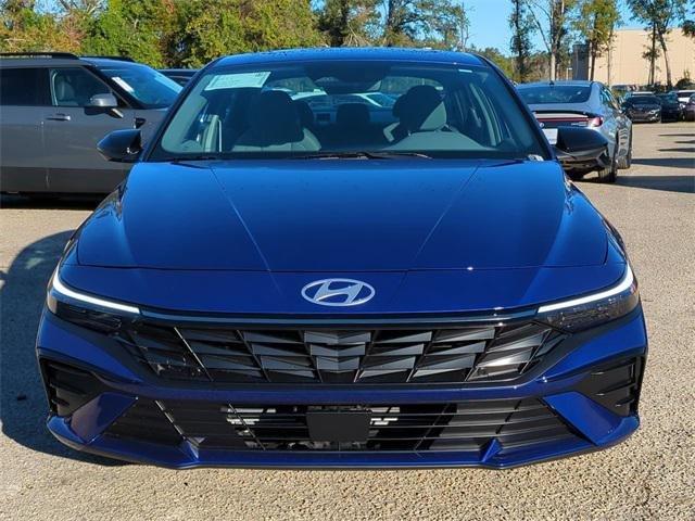 Hyundai Elantra Sel Sport Premium Fwd 4D Sedan - Thumbnail 10