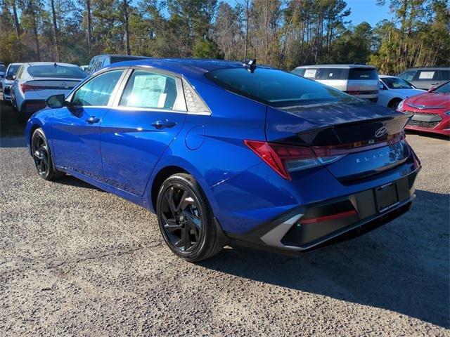 Hyundai Elantra Sel Sport Premium Fwd 4D Sedan - Thumbnail 8