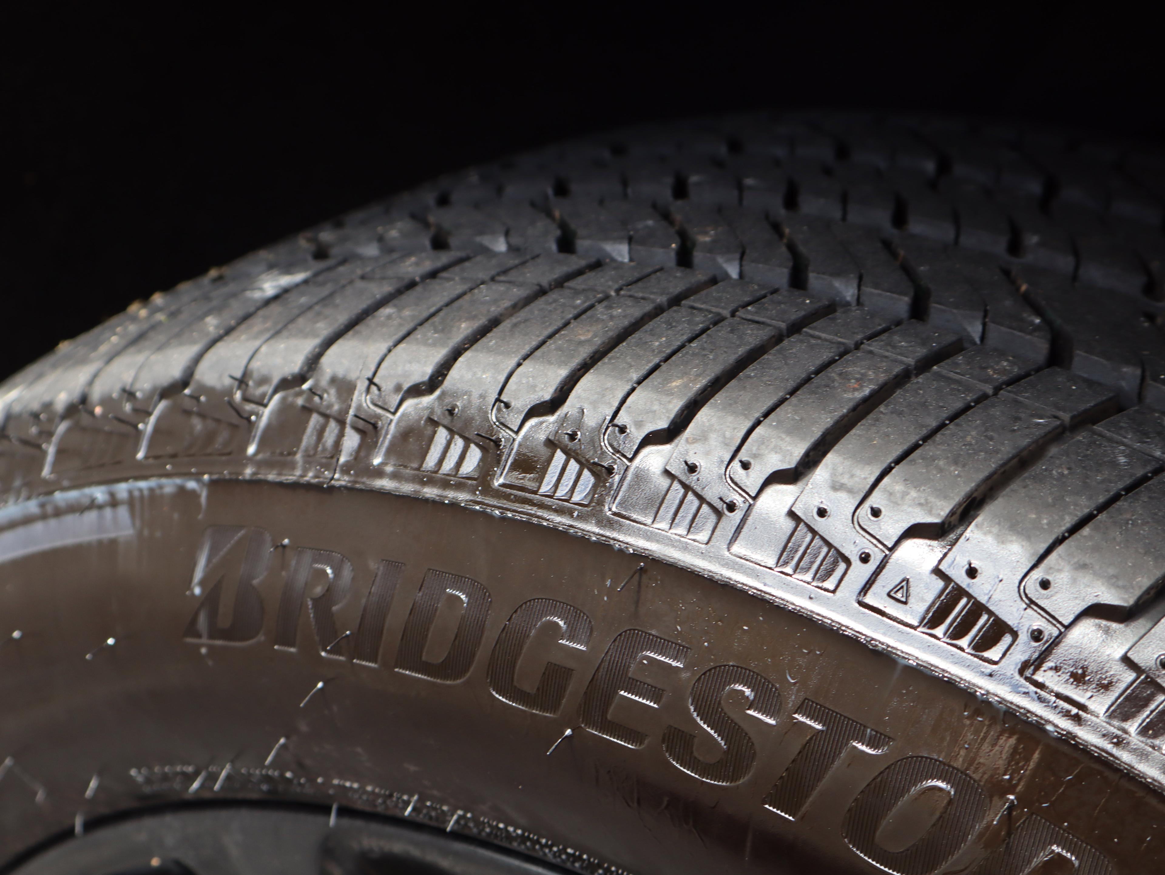 Cadillac Escalade Sport Four Wheel Drive Suv - Thumbnail 12